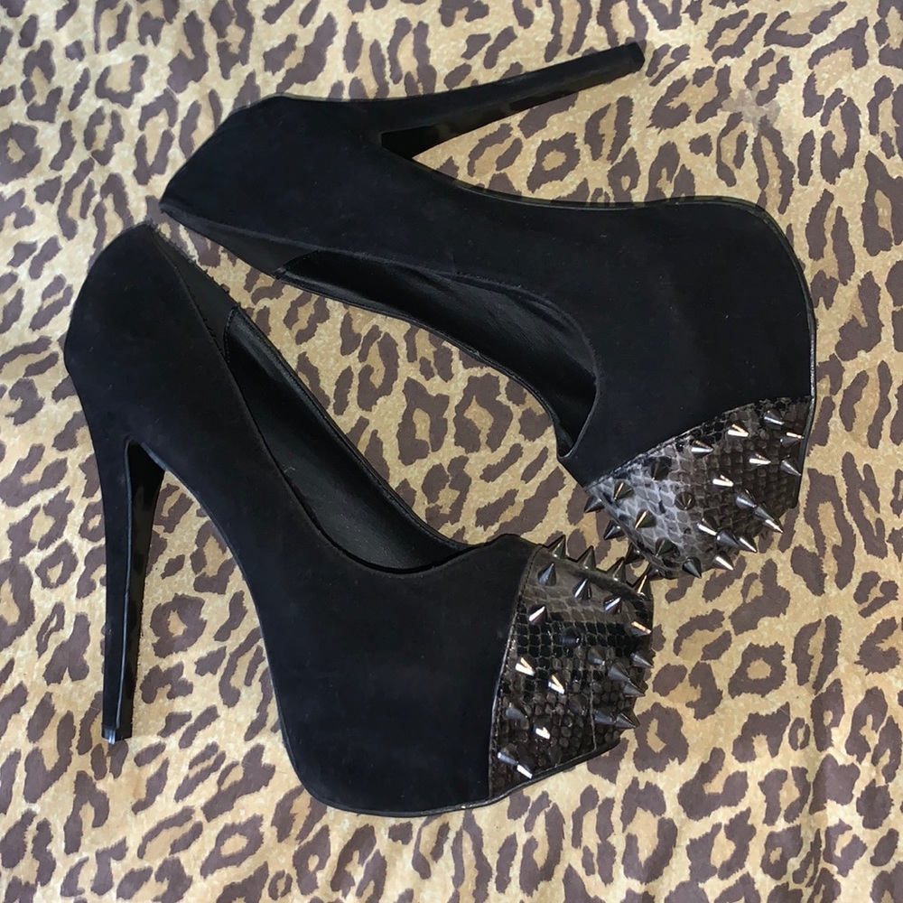 Woman’s Platform Heels